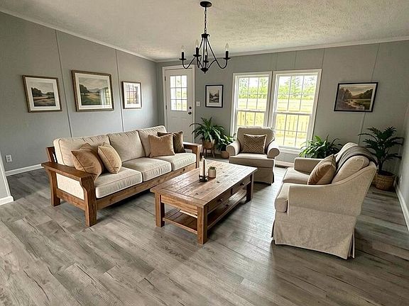 3rd image of 300 Whitemon Lane