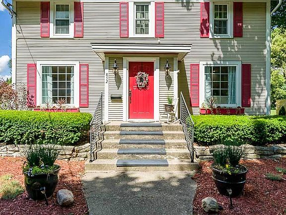 4th image of 852 Sherwood Dr