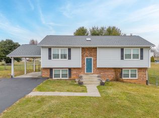 3876 Bainbridge Dr, Pulaski, VA 24301