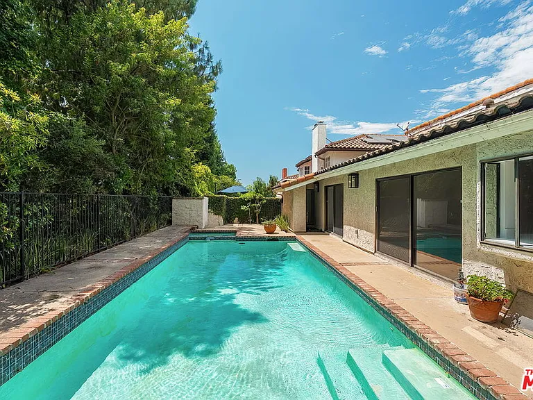 2952 Bottlebrush Dr — Photo 33