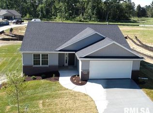 861 9th Ave N, Clinton, IA 52732