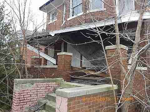 1905 E Grand Blvd