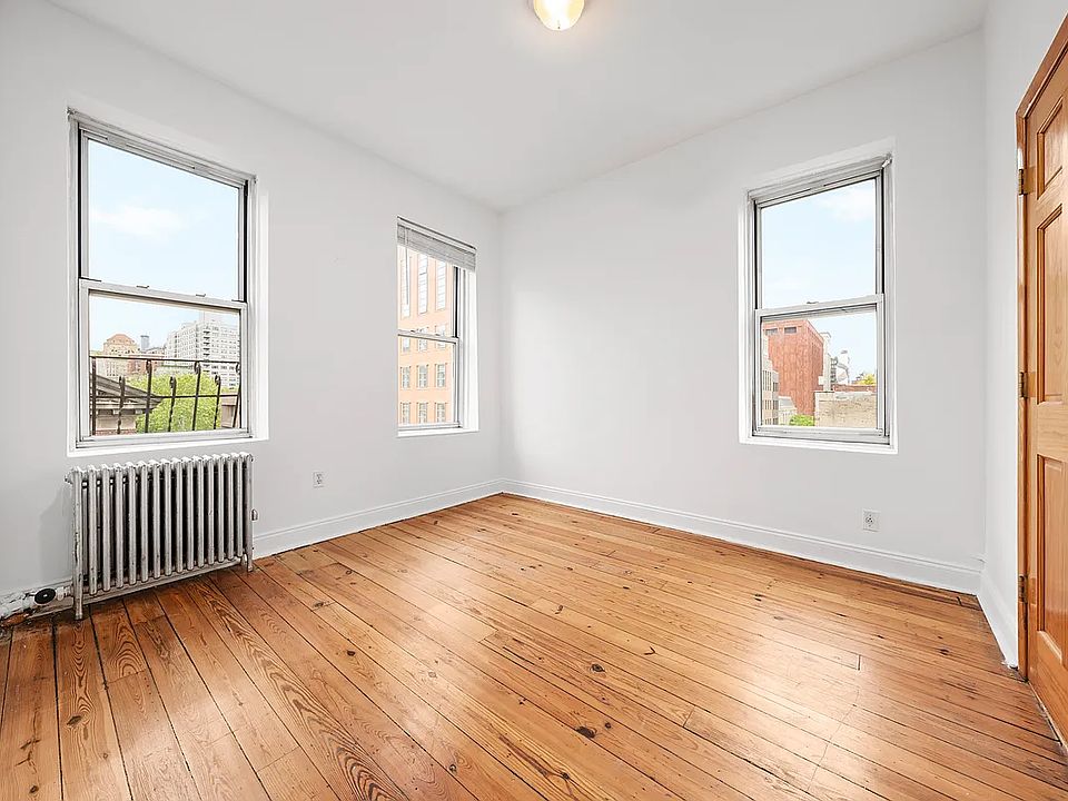 1st image of 240 Sullivan St APT 19