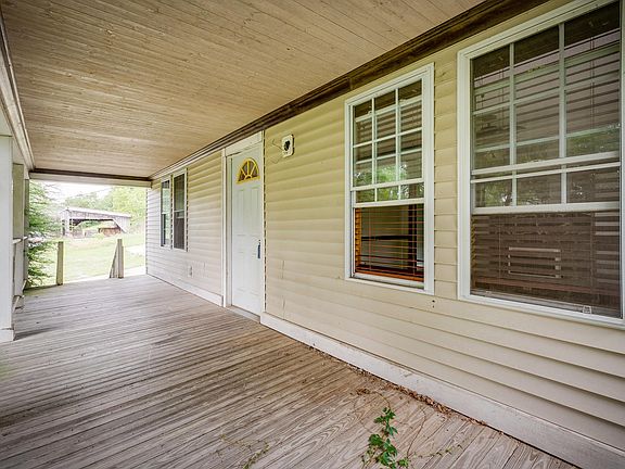 4th image of 178 Riverview Dr