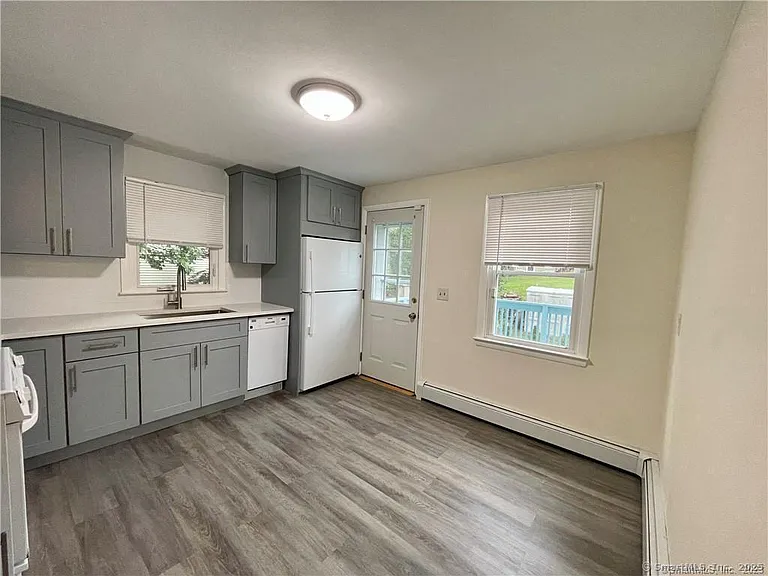 145 Rooster River Blvd — Photo 5
