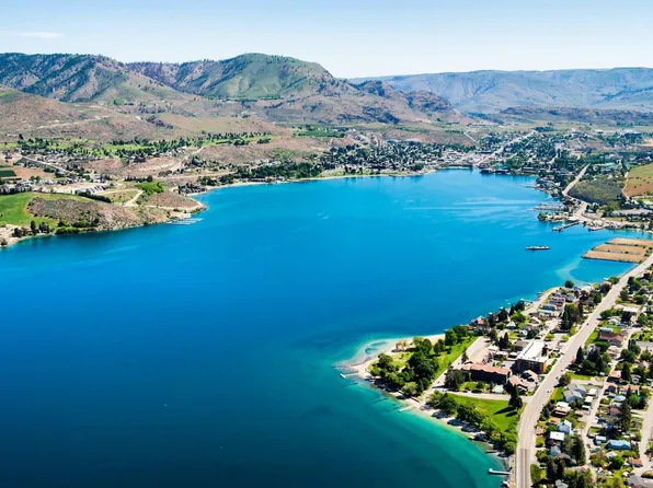 113 E Center St #D10, Chelan, WA 98816