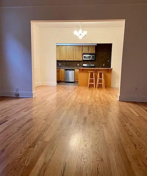 735 N Hayworth Ave — Photo 15