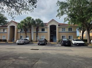 489 Las Cortes Ln APT 204, Orlando, FL 32824