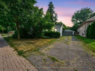 117 Lucas St, Richmond Hill, ON L4C 4P4