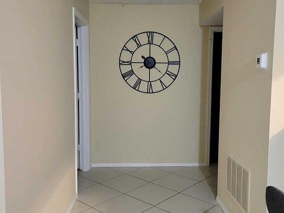 4th image of 2311 N Congress Avenue #25