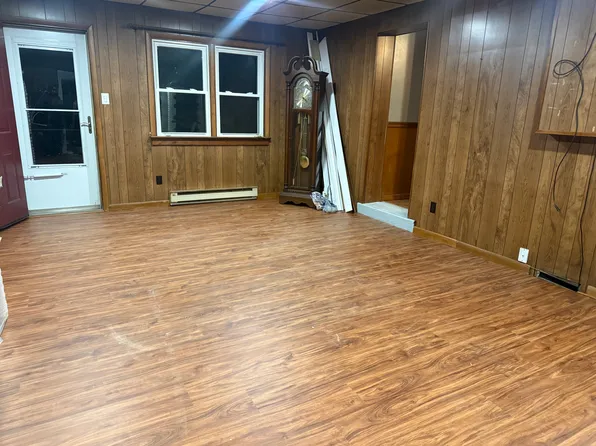 4919 Constitution Ave, Harrisburg, PA 17109