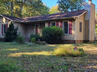 7711 Quail Hollow Dr, Hillsborough, NC 27278