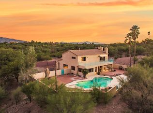 10461 E Calle Vaqueros, Tucson, AZ 85749
