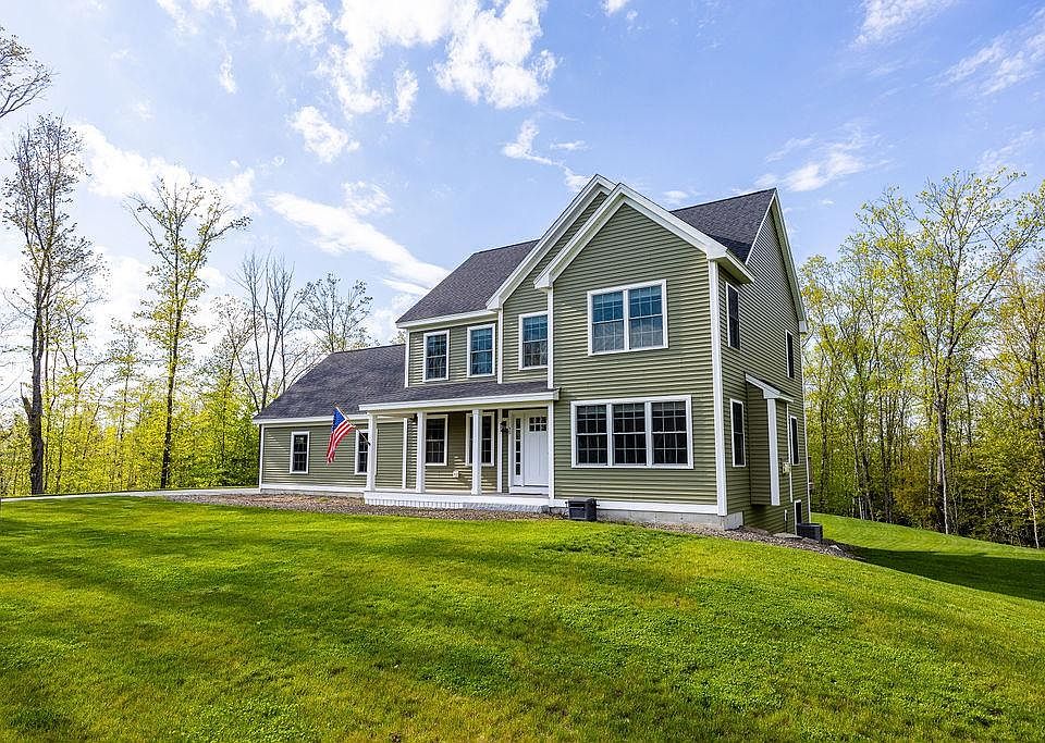 1st image of 15 Echo Farm Drive