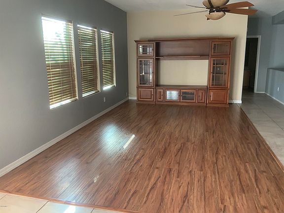 4th image of 2760 W Sunshine Butte Dr