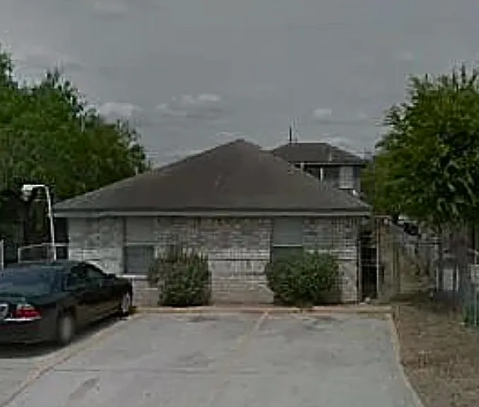 707 N Keralum Ave #2 — Photo 1
