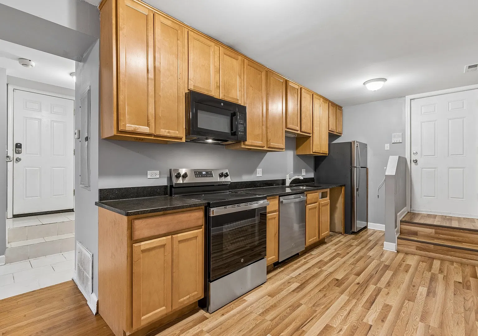 1 bed, $1,450 — Photo 4