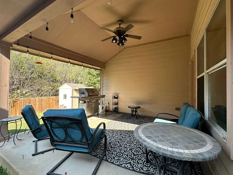 4223 Fall Creek Dr — Photo 37