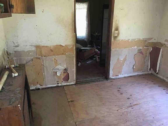 5th image of 10640 Winn Mountain Pl