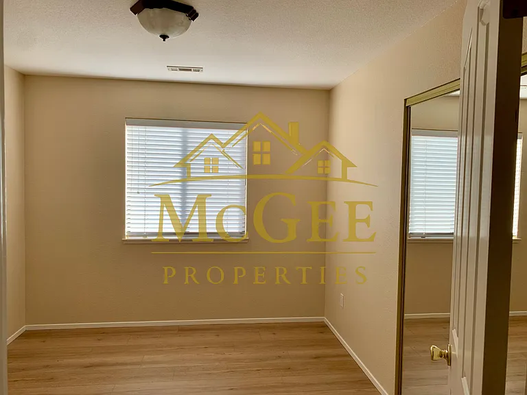 881 Spaniel Dr — Photo 10