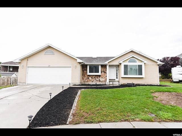 1st image of 1485 W Connie Way
