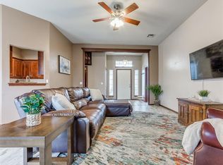 11712 SW 7th St, Yukon, OK 73099