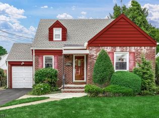 13-45 Eastern Dr, Fair Lawn, NJ 07410