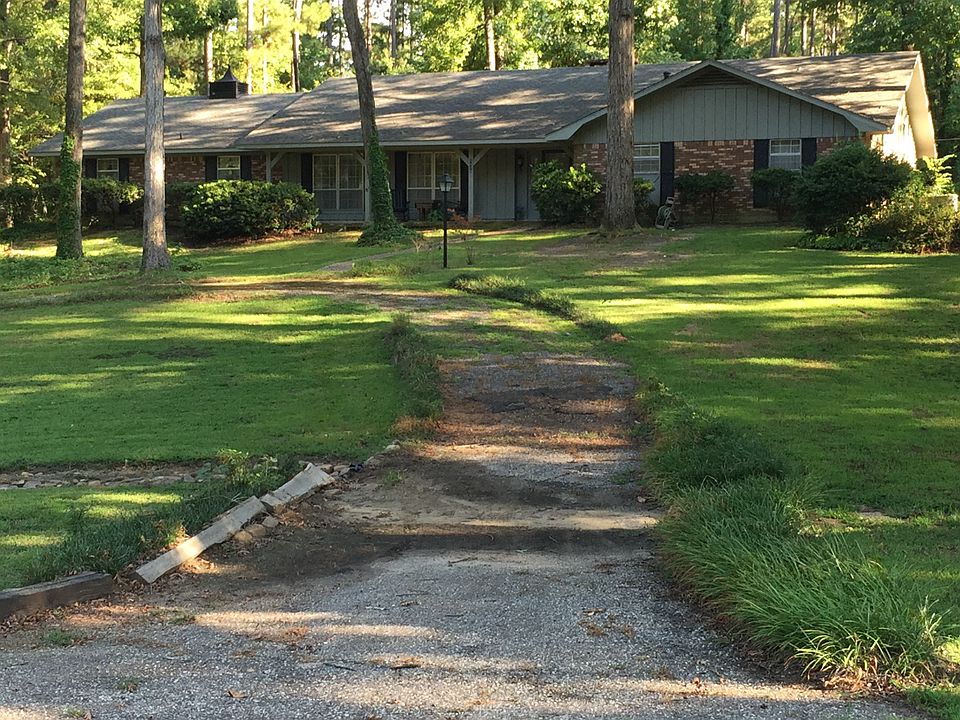 1st image of 3478 Woodlawn Ave