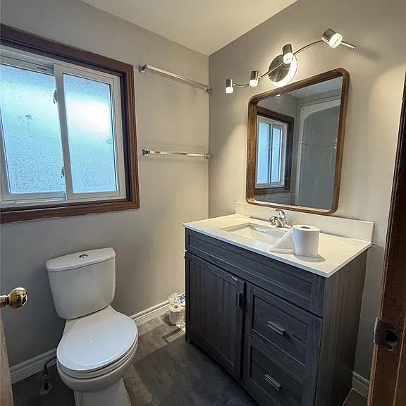 471 Randolph Ave — Photo 6
