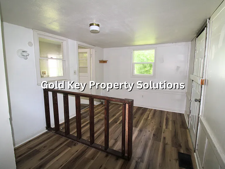 1310 W 13th St — Photo 18