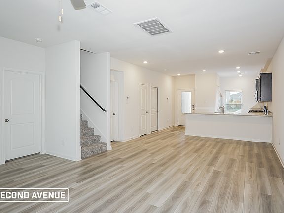 4th image of 1420 Palamedes Dr