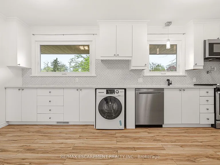 25 Briarsdale Dr — Photo 10