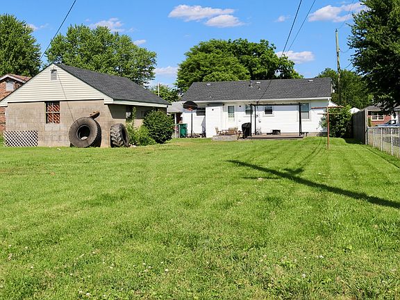 4th image of 1309 Rose Hill Dr