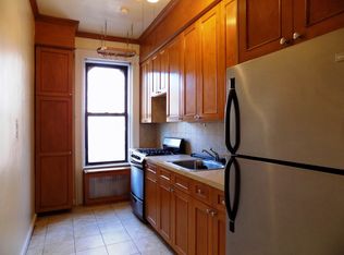 174 Clinton Ave APT 4, Brooklyn, NY 11205