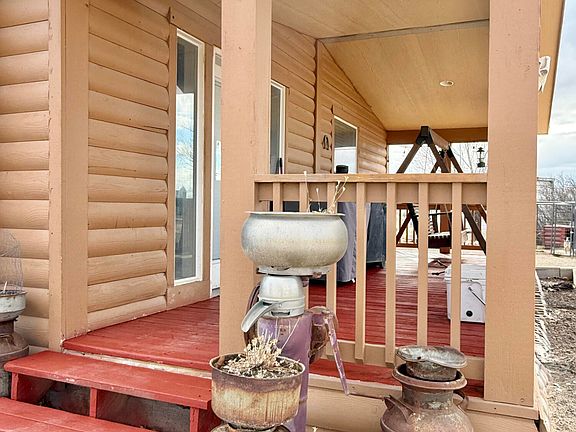 3rd image of 2160 E Horseshoe Rd