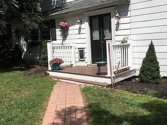 2nd image of 20 Wenham St