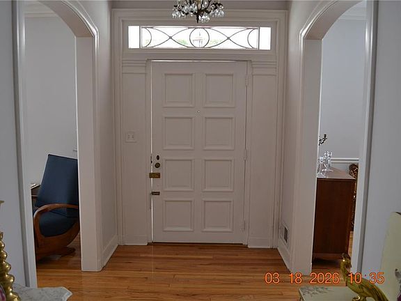 2nd image of 1402 29th St
