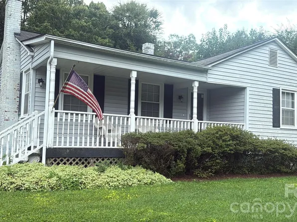 210 N Beaver St, Landis, NC 28088