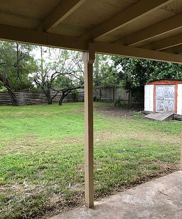 3rd image of 5802 Sun Country St