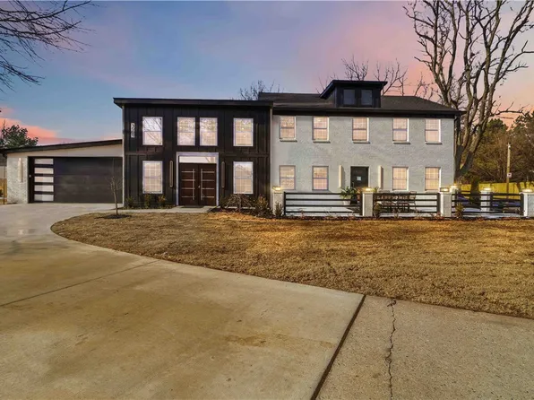 3000 N Dixieland Rd, Little Flock, AR 72756