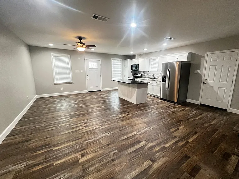4092 A Ave — Photo 2