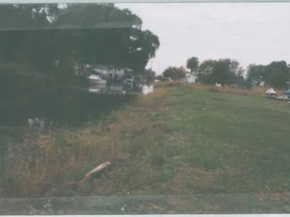 N Channel Dr, Harsens Island, MI 48028