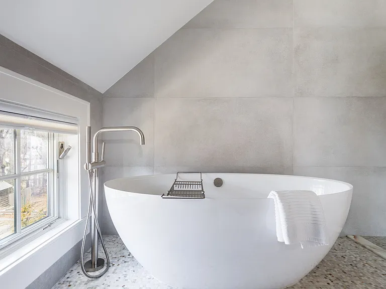 71 Franklin Ave — Photo 13