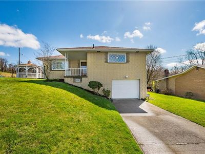 55 Paula St, Burgettstown, PA, 15021