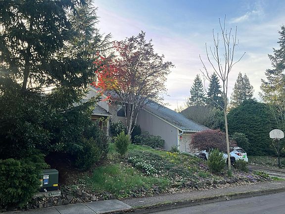 3rd image of 6603 Doral Dr SE