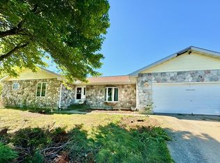 107 51st St, Caledonia, WI 53108