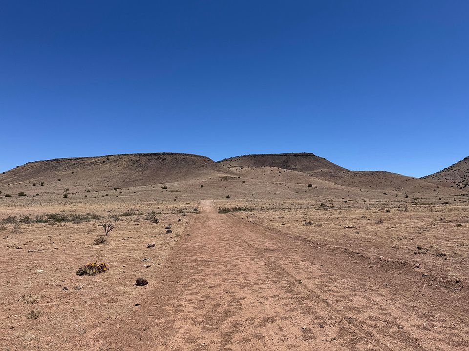 1st image of 663 Willow Springs Ranch Rd