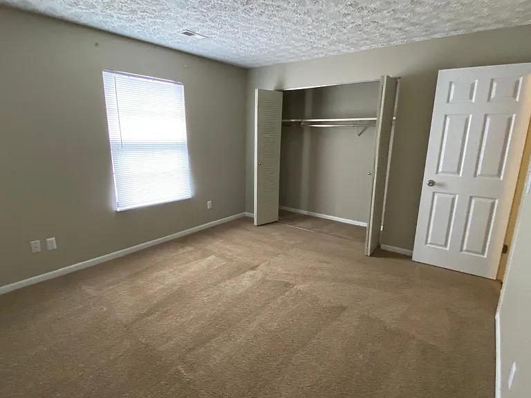 Cross Lakes Apartments — Photo 82
