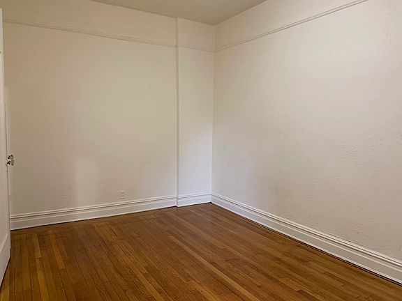 5th image of 11525 Metropolitan Ave APT 234