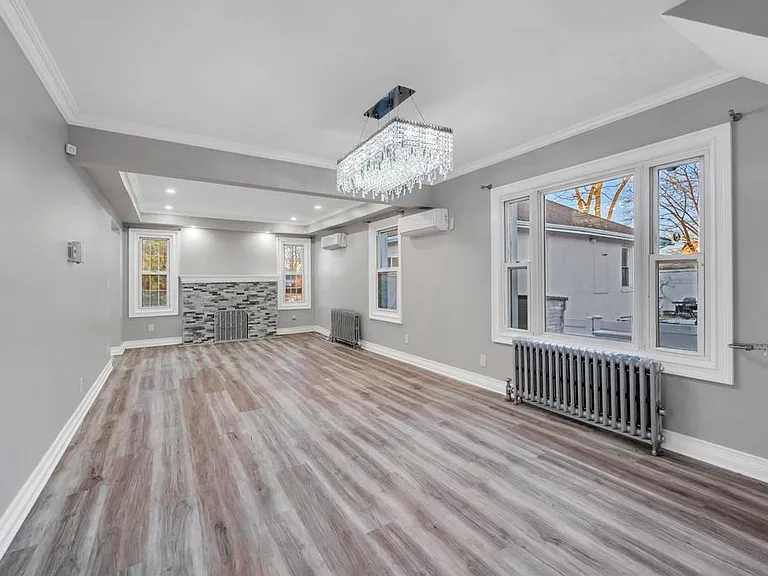 220 Grand Ave #1 — Photo 8